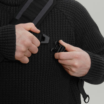 Messenger Bag F18 Gen.1 RD-MB-F18_GEN.1 (SS26) GRAPHITE