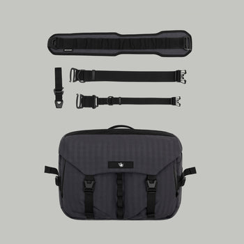 Messenger Bag F18 Gen.1 RD-MB-F18_GEN.1 (SS26) GRAPHITE