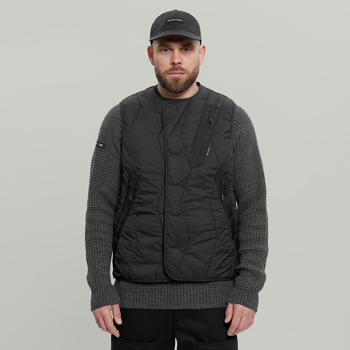 Diagonal Pocket Vest Gen.1 RD-DGNLPV_GEN.1 (FW25) BLACK