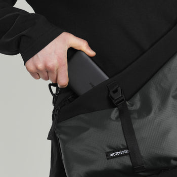 0BL1Q Sling Bag Gen.1 RD-0BL1QSB_GEN.1 GREY