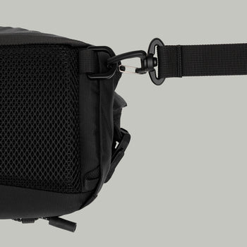 RE4M Waist Bag Gen.1 RD-R4M-WB_GEN.1 BLACK