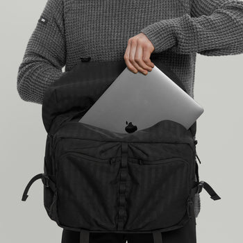 Messenger Bag F18 Gen.1 RD-MB-F18_GEN.1 (FW25) BLACK