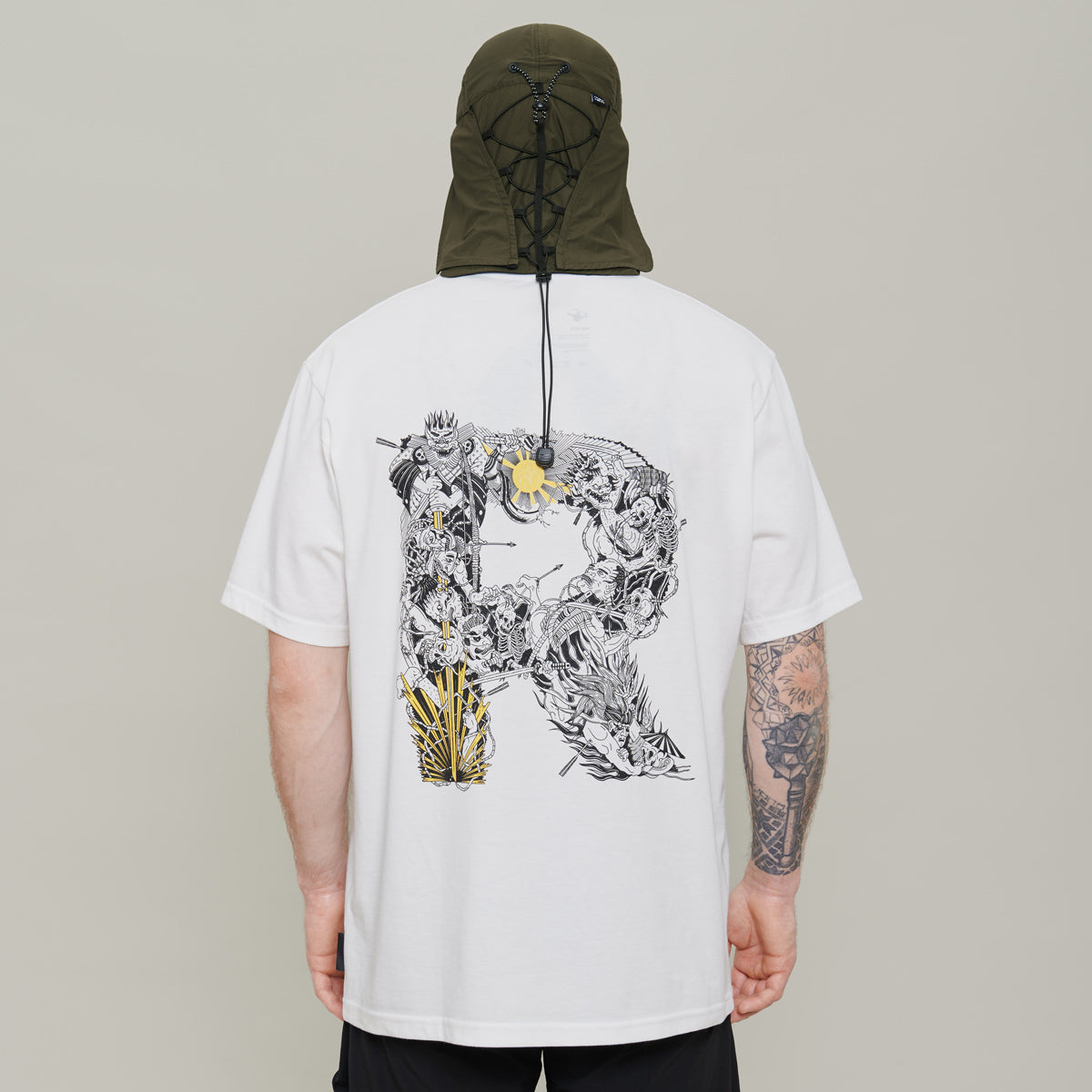T-shirt Vintage Riot Division - Couleur Blanc/kaki - Taille 2XL - Coton - Occasion Très Bon état